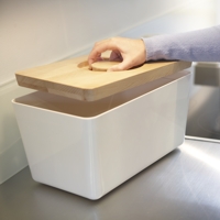 Joseph Joseph Brotkasten Bread Bin Detail 1 