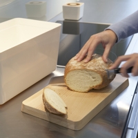 Joseph Joseph Brotkasten Bread Bin Detail 2 