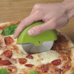 Joseph Joseph Scoot Pizzaschneider